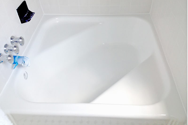 Garden Bathtub Refinishing Porcelain, How Much Does It Cost To Get A Bathtub Refinished