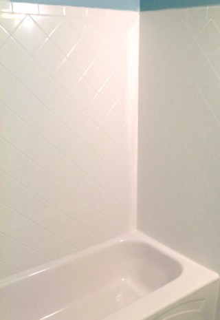 Beautiful and durable acrylic wall surround to repair ceramic tile.