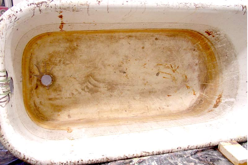 Bathtub Refinishing Damage Cost Guide, How Much Does It Cost To Repair A Bathtub